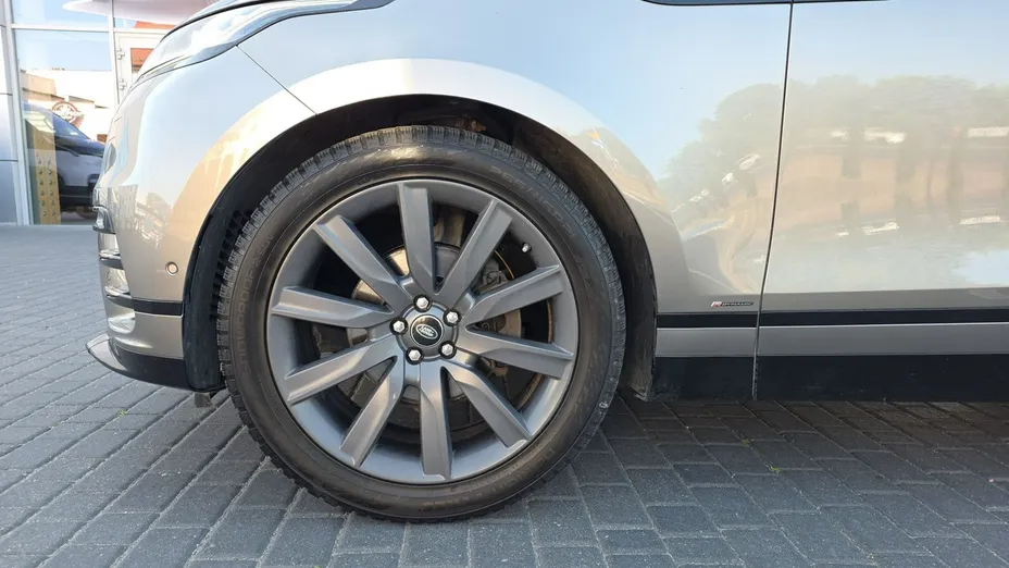 LAND ROVER Range Rover Velar -