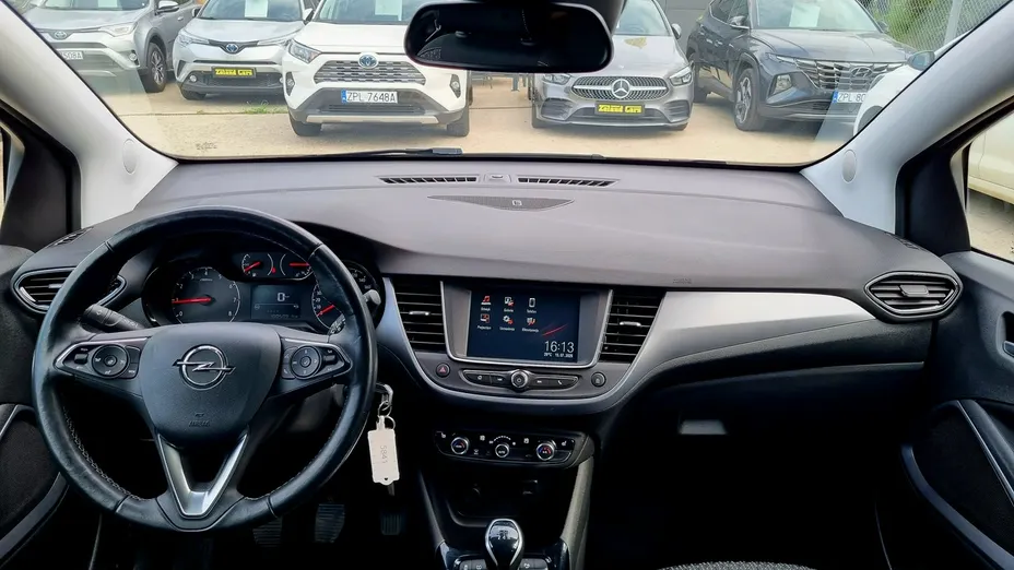 OPEL Crossland X -