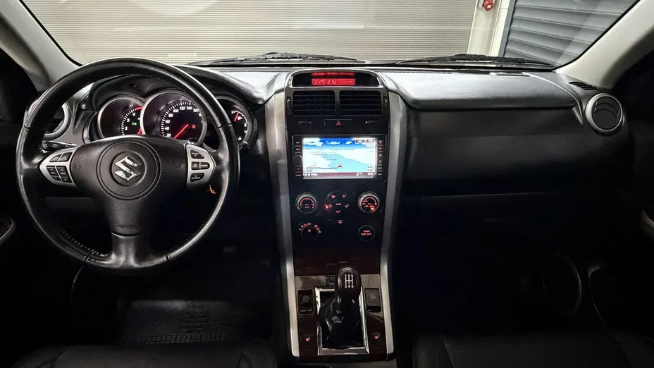 SUZUKI Grand Vitara -