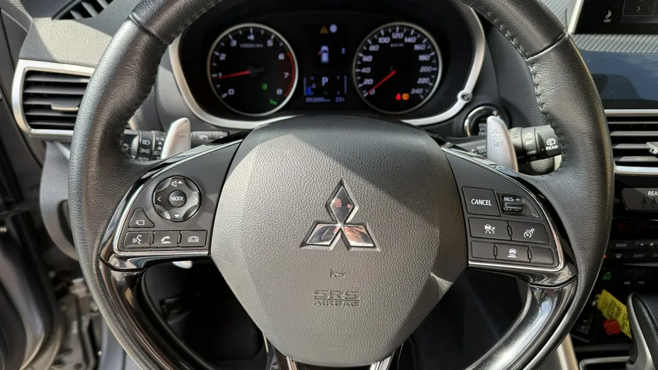MITSUBISHI Eclipse Cross -