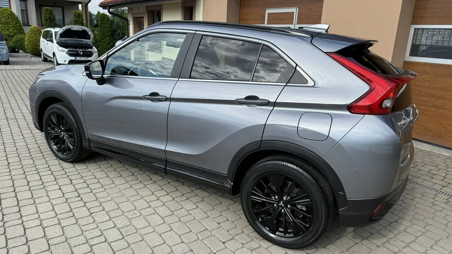 MITSUBISHI Eclipse Cross -