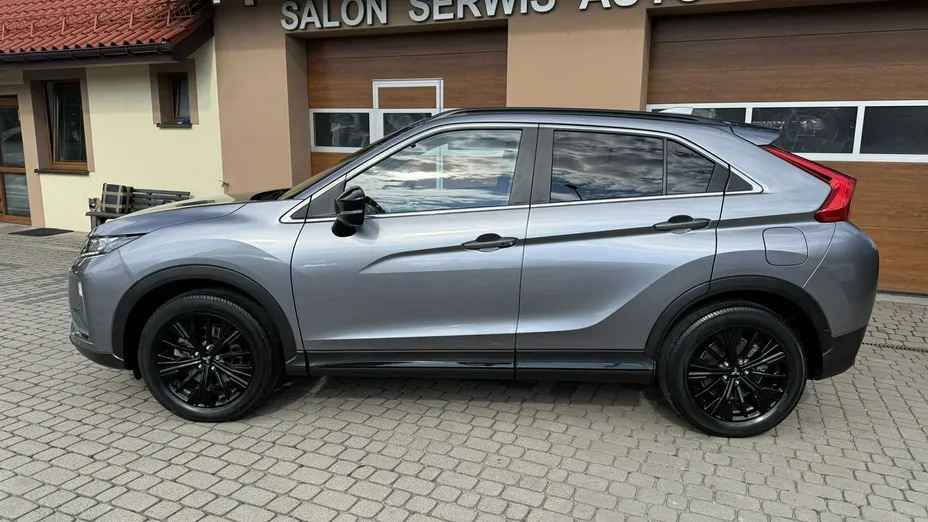 MITSUBISHI Eclipse Cross -