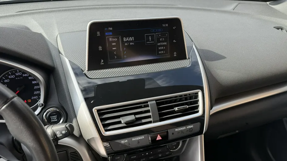 MITSUBISHI Eclipse Cross -