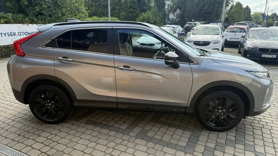 MITSUBISHI Eclipse Cross -