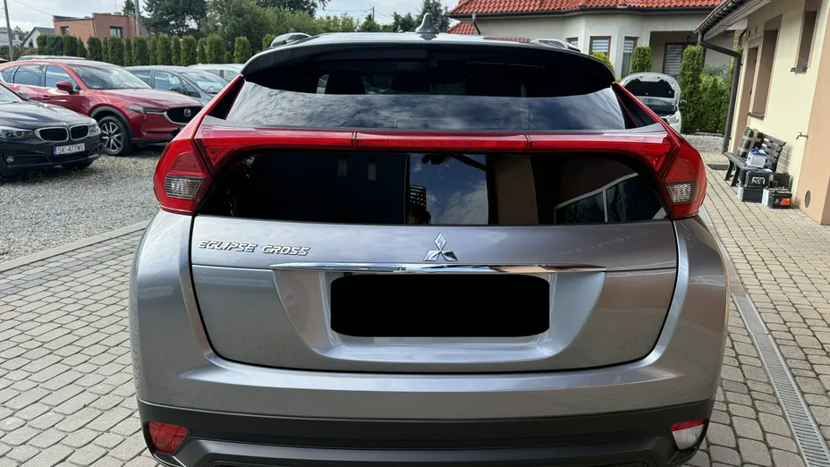 MITSUBISHI Eclipse Cross -