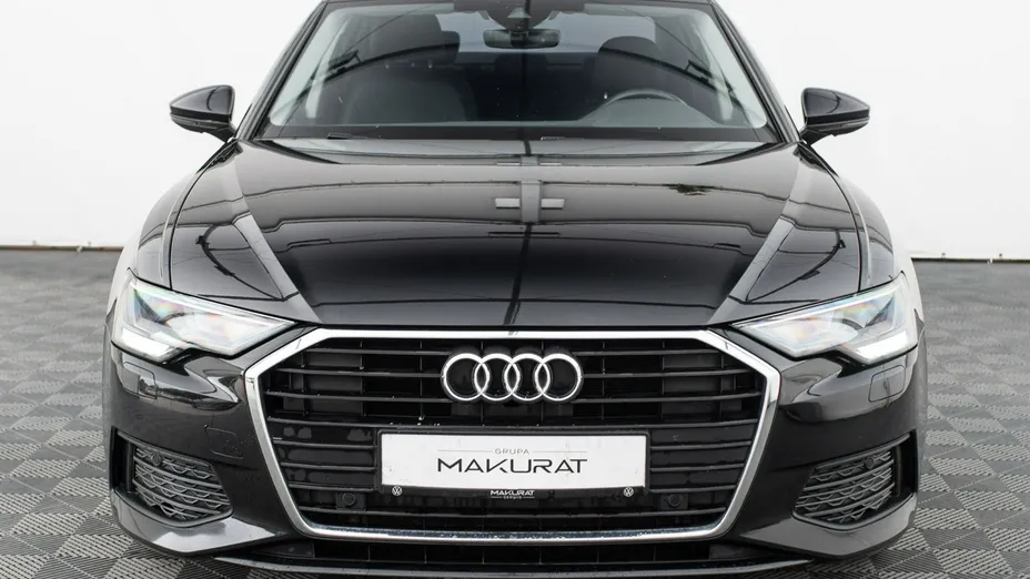 AUDI A6 -