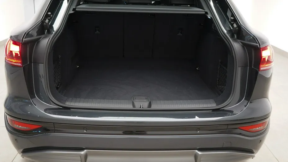 AUDI Q6 Sportback e-tron -