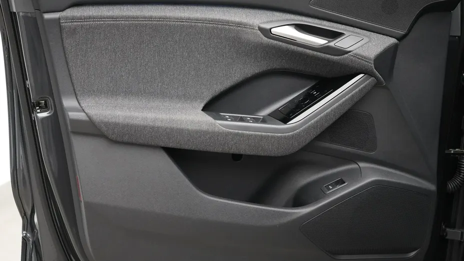 AUDI Q6 Sportback e-tron -