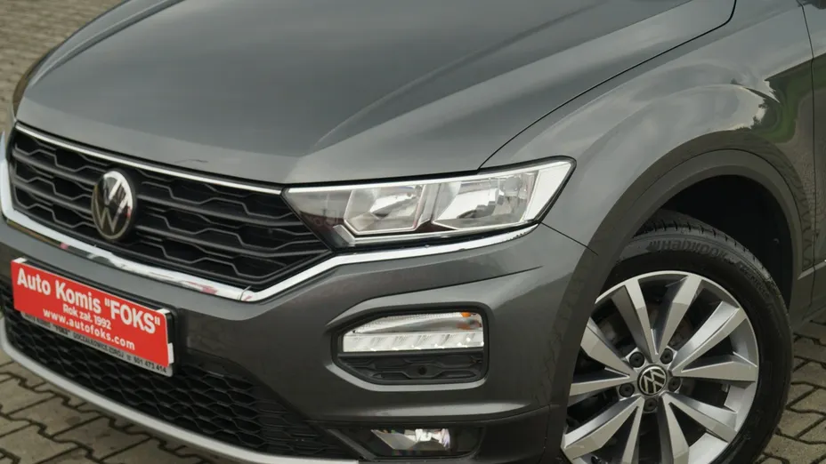 VOLKSWAGEN T-ROC -