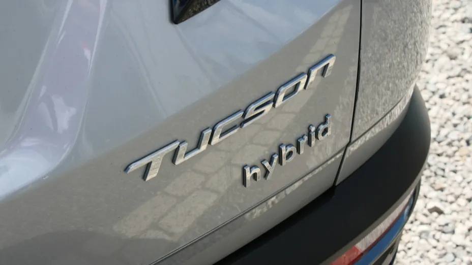 HYUNDAI Tucson -