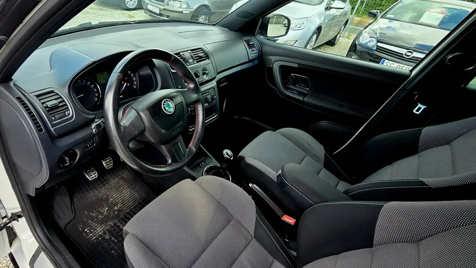 SKODA Fabia -