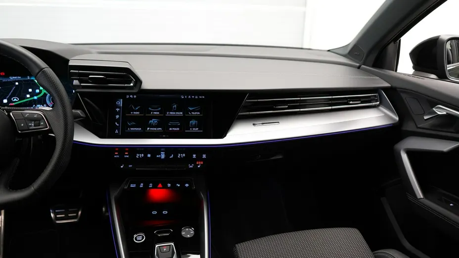 AUDI A3 Limousine -