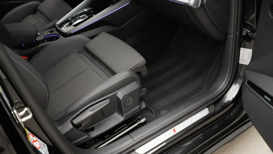 AUDI A3 Limousine -
