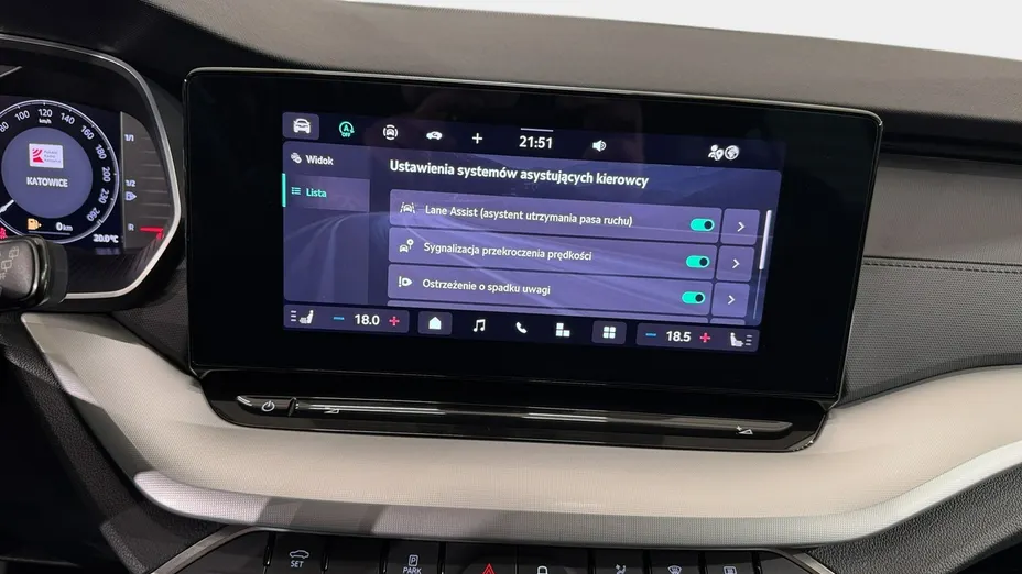 SKODA Octavia -