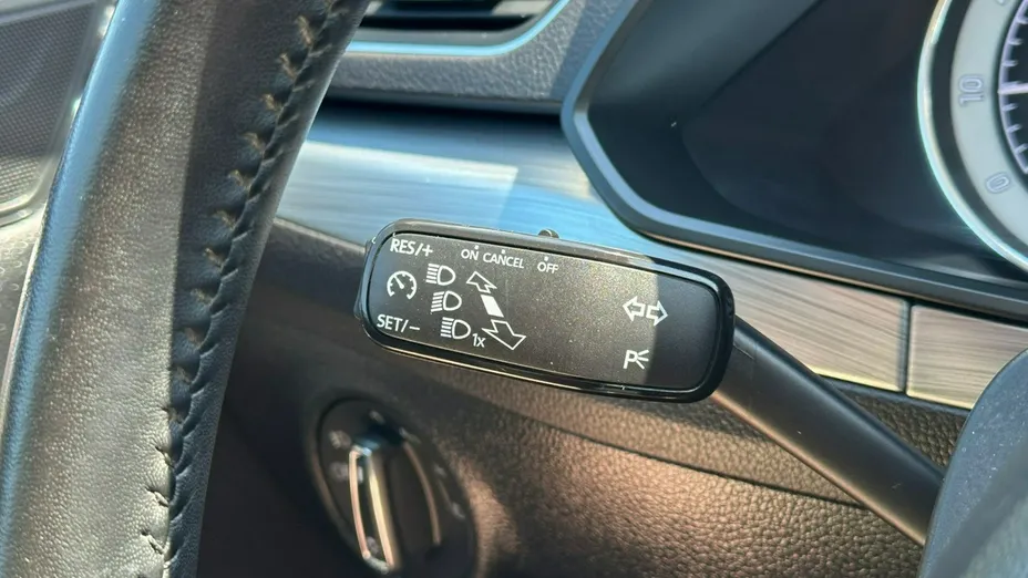 SKODA Superb -