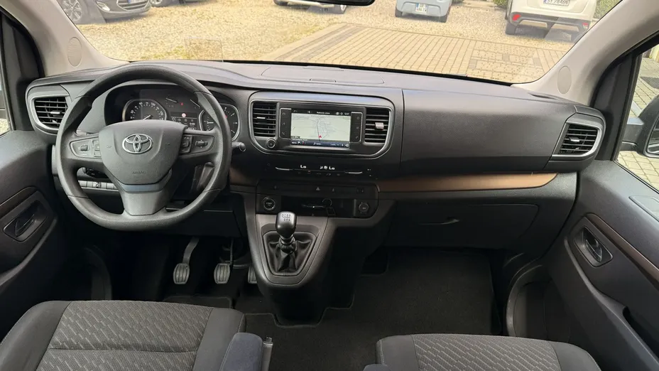 TOYOTA Proace Verso -