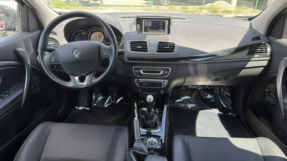 RENAULT Megane -