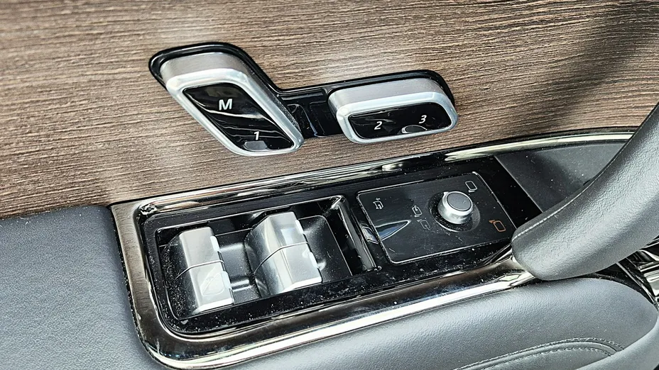 LAND ROVER Range Rover Sport -