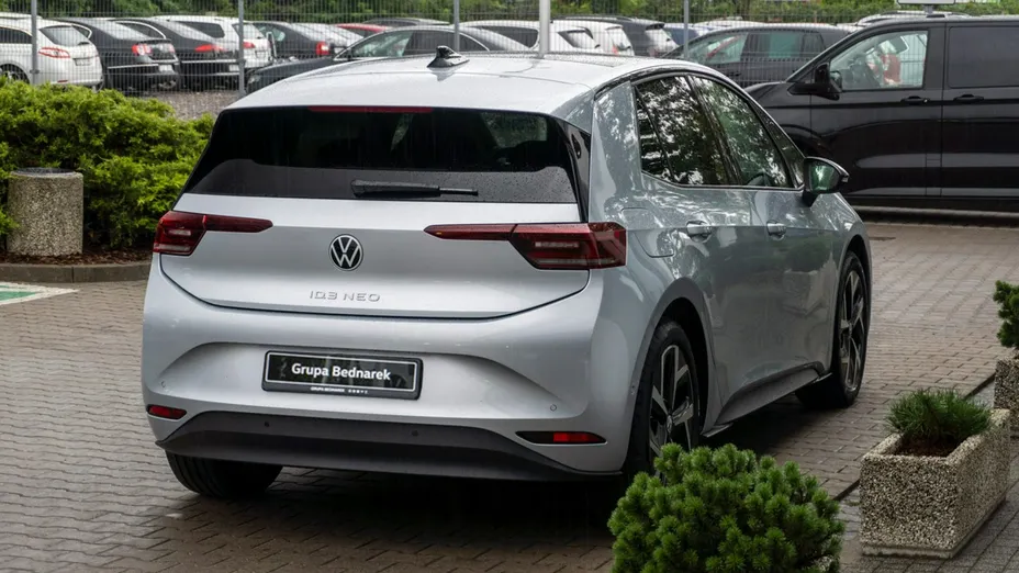 VOLKSWAGEN ID.3 -