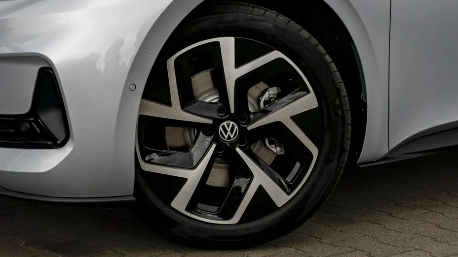 VOLKSWAGEN ID.3 -