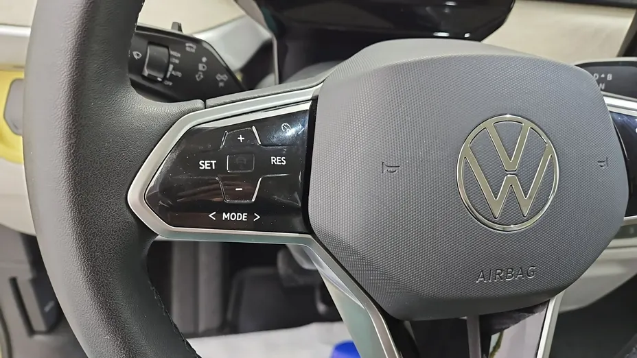 VOLKSWAGEN ID. Buzz -