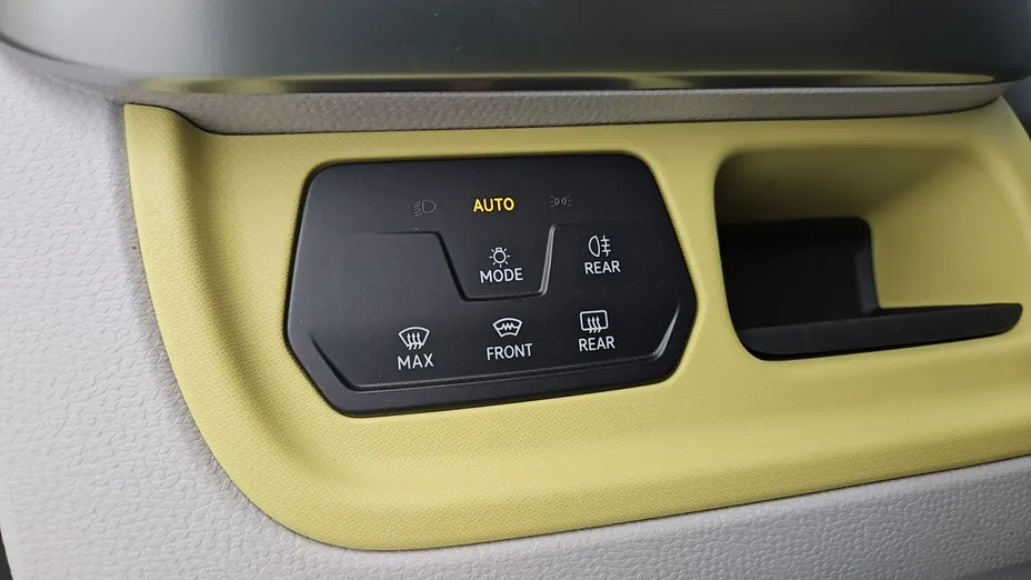 VOLKSWAGEN ID. Buzz -