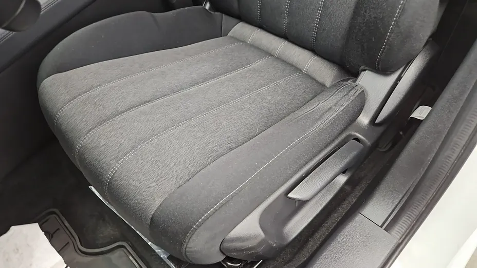 MAZDA 6 -