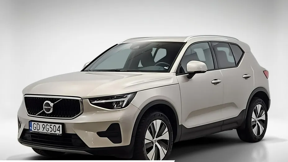 VOLVO XC40 -