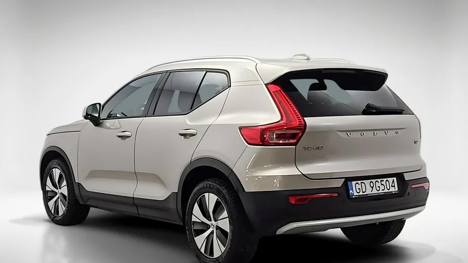 VOLVO XC40 -