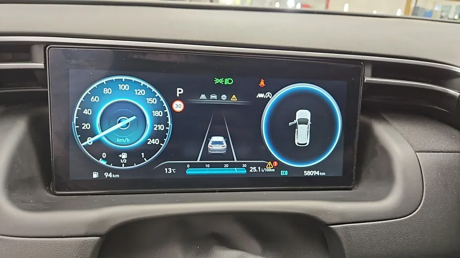 HYUNDAI Tucson -