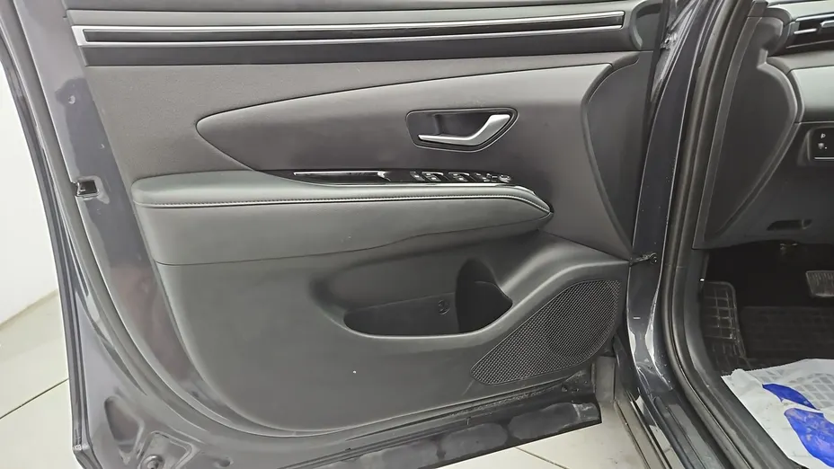 HYUNDAI Tucson -