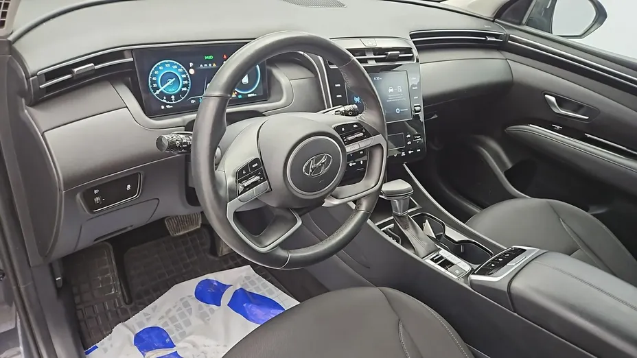 HYUNDAI Tucson -