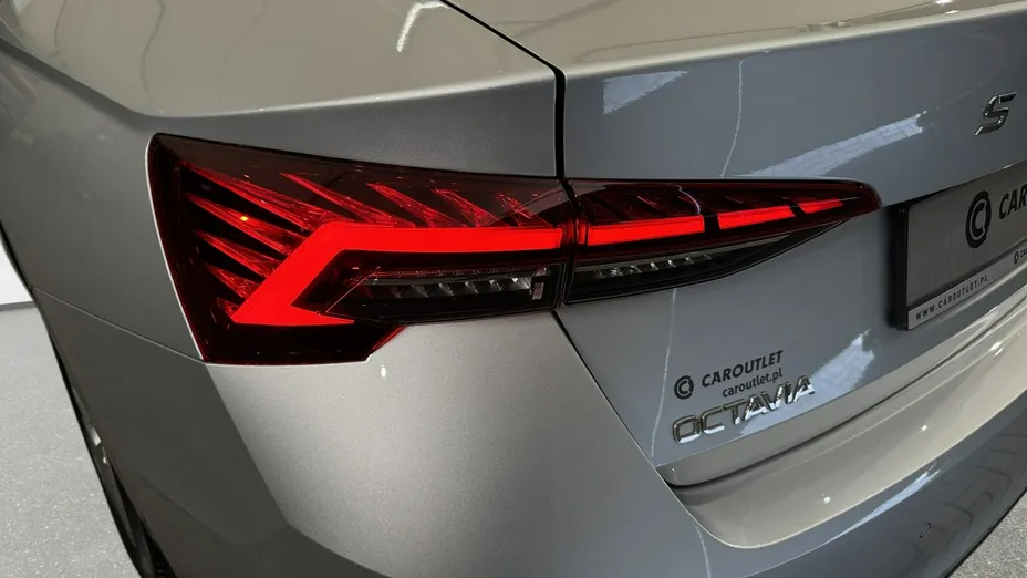 SKODA Octavia -