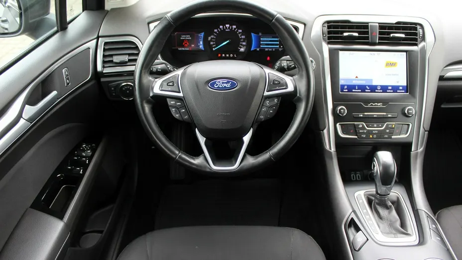 FORD Mondeo -