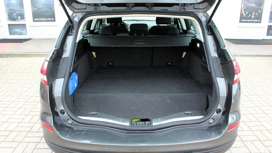 FORD Mondeo -