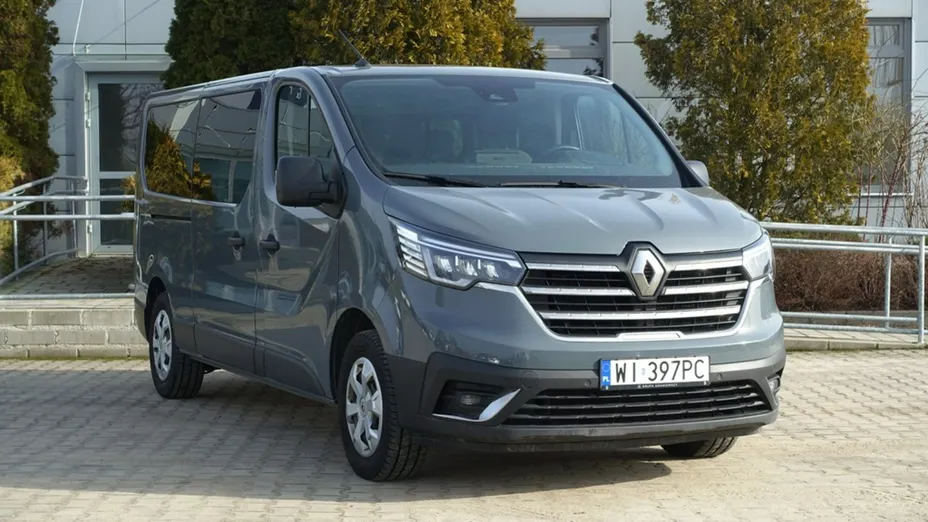 RENAULT Trafic -