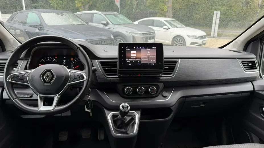 RENAULT Trafic -