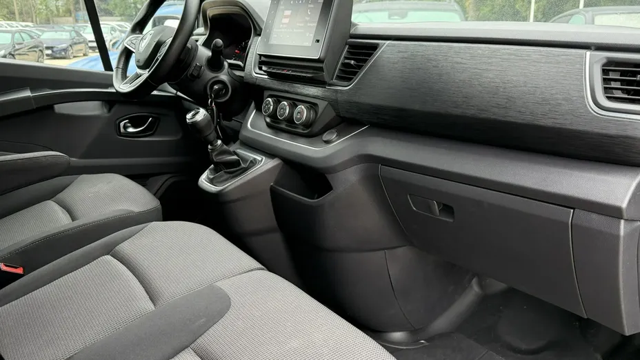 RENAULT Trafic -