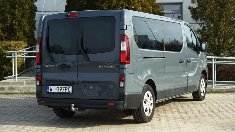 RENAULT Trafic -
