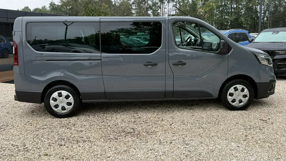 RENAULT Trafic -