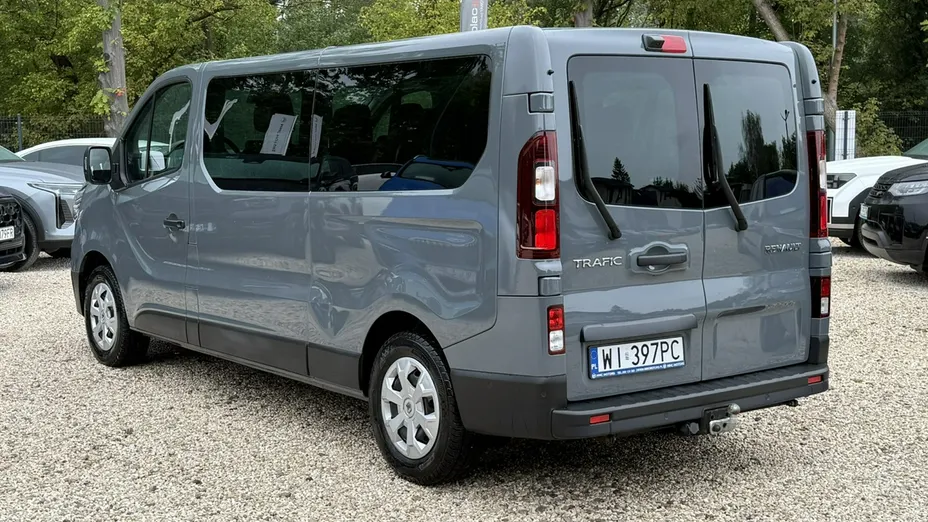 RENAULT Trafic -