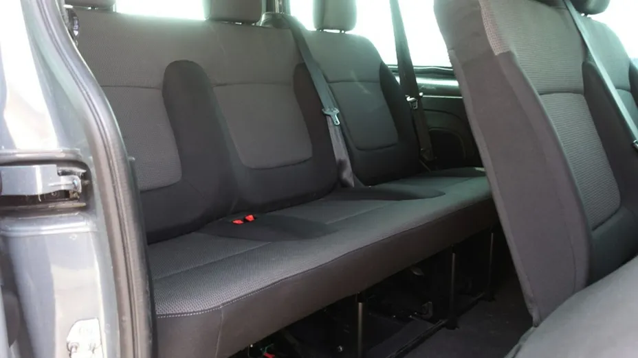 RENAULT Trafic -