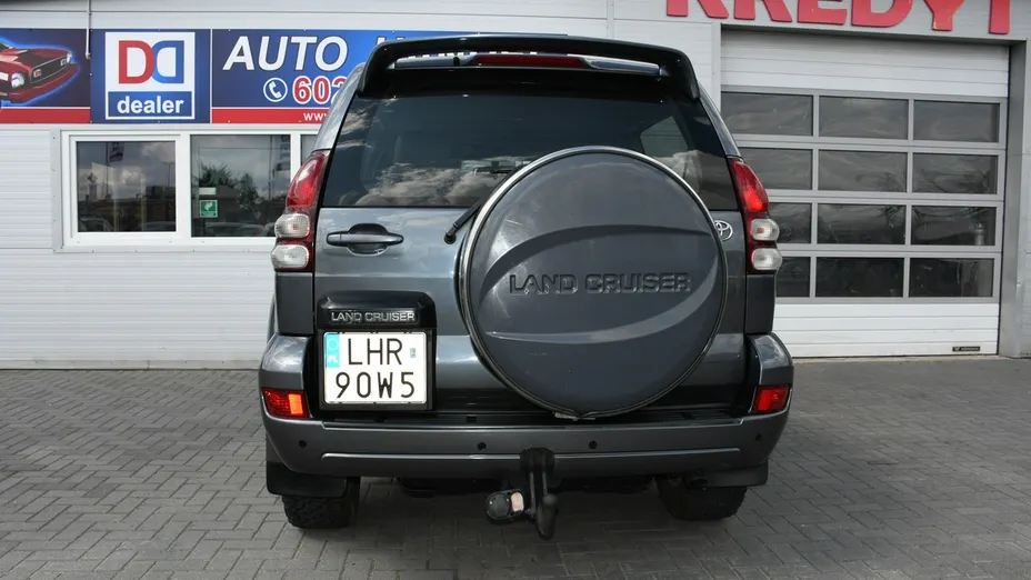 TOYOTA Land Cruiser -