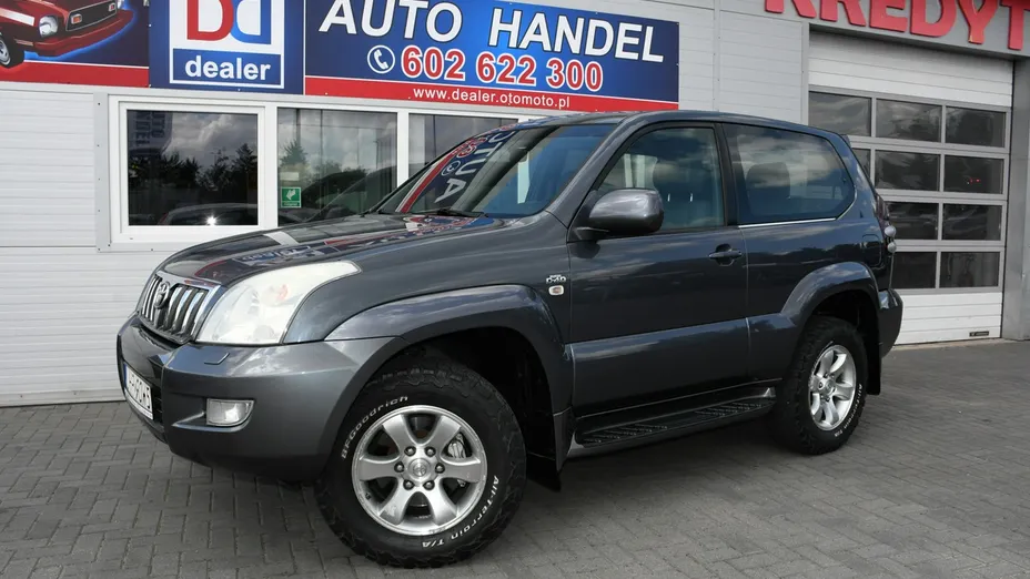 TOYOTA Land Cruiser -