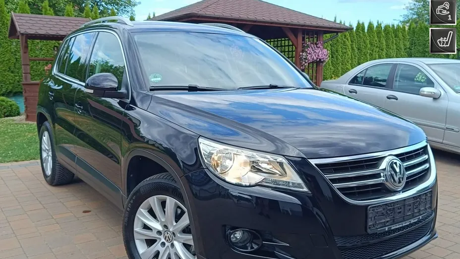 VOLKSWAGEN Tiguan -