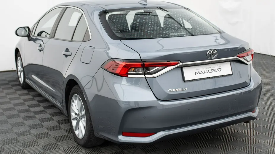 TOYOTA Corolla -