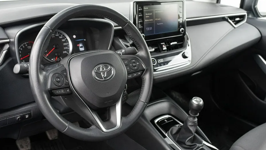 TOYOTA Corolla -