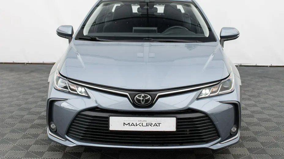 TOYOTA Corolla -