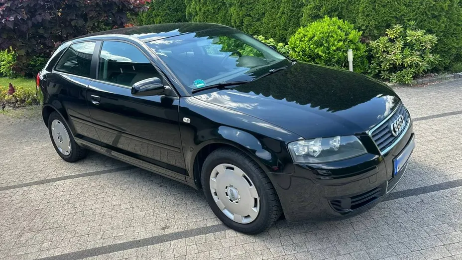 AUDI A3 -