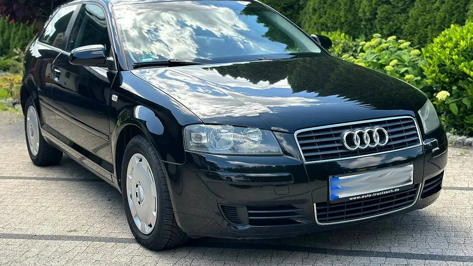 AUDI A3 -
